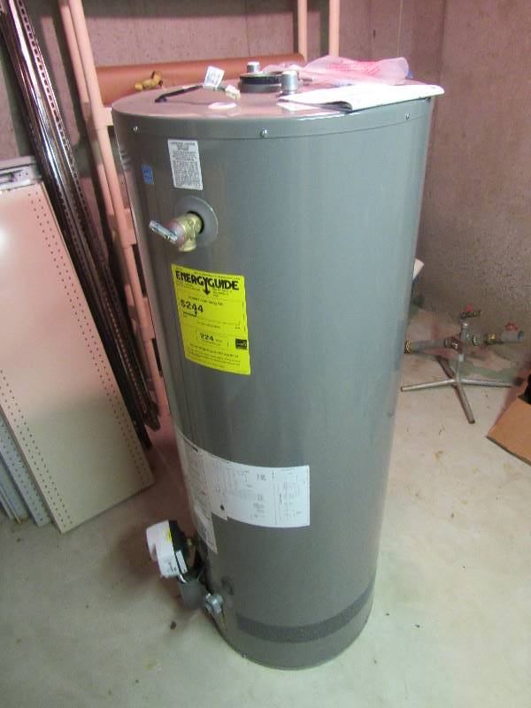 lot 6405 image: Richmond Gas Hot Water Heater 50 gallon capacity