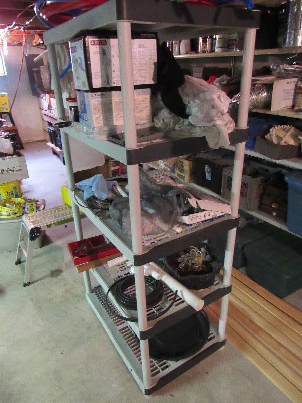 lot 6420 image: 5- Tier plastic composite shelf, 36 x 24 x 6 T