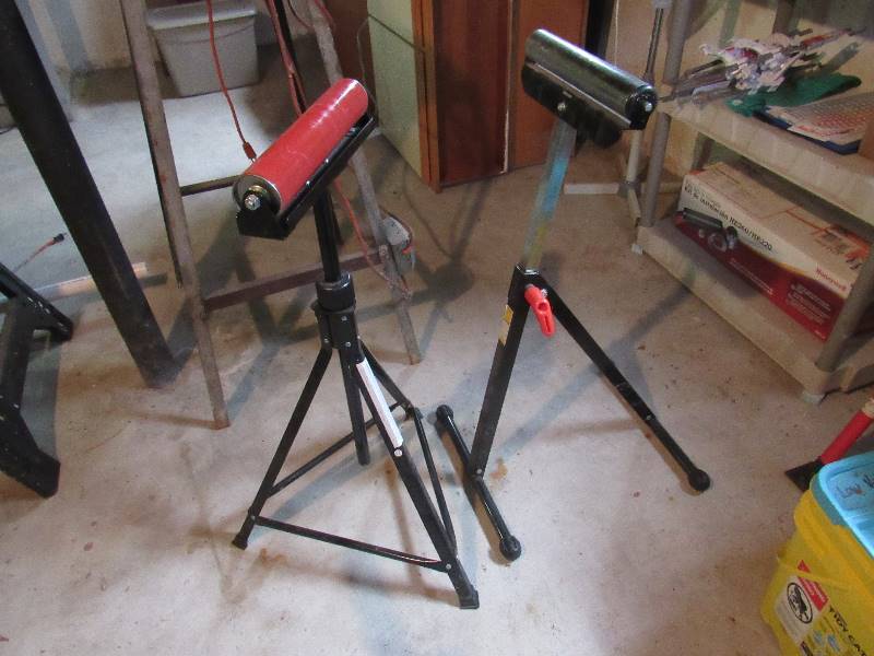 lot 6439 image: (2) ct. lot portable roller stands, adjustable height