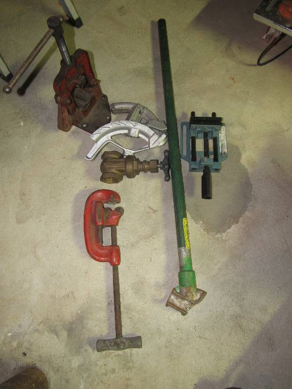 lot 6459 image: (7) ct. lot pipe clamps and benders