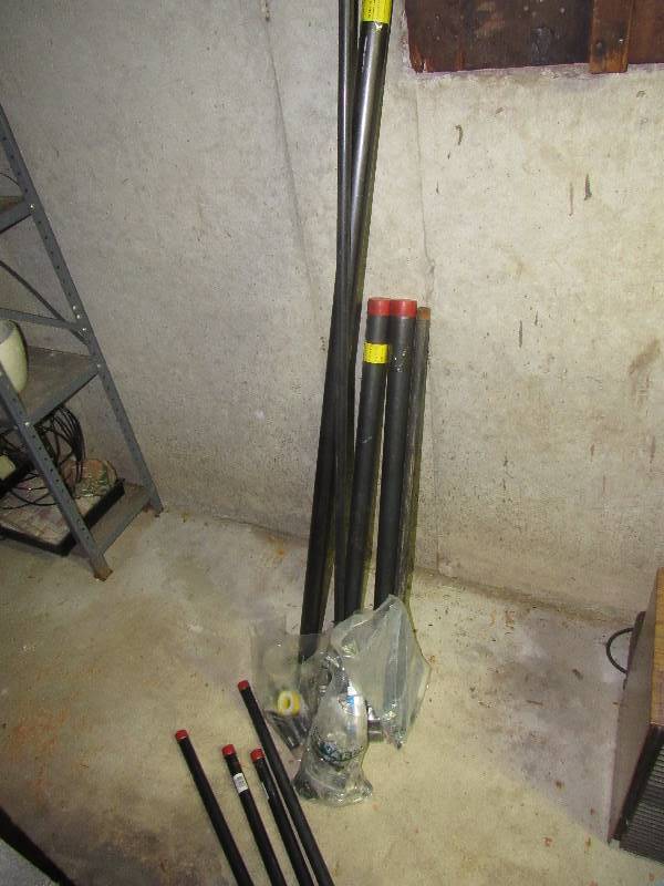 lot 6464 image: lot of steel gas pipe and fittings