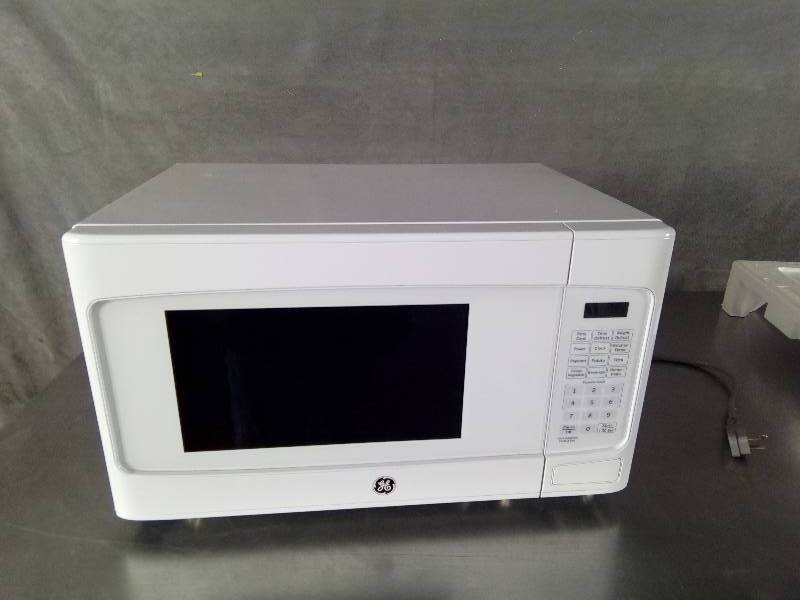 Ge 1 1 Cu Ft Countertop Microwave In White Tuesday Night