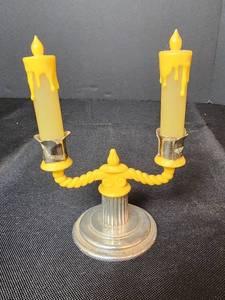 lot 132 image: Vintage Plastic Candelabra Candlestick Salt & Pepper Shaker Set