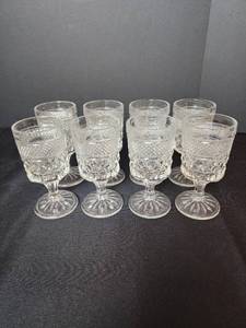 lot 173 image: (8) Drink Glasses