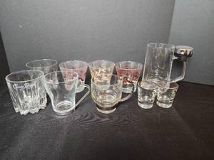 lot 176 image: Glass Dishes