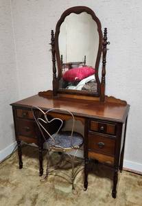 lot 5 image: Antique 1927 Charles Crook Furniture Co. Hutchinson, Ks Vanity with Mirror and Chair 44x18x66 (matches lots 6 and 7)