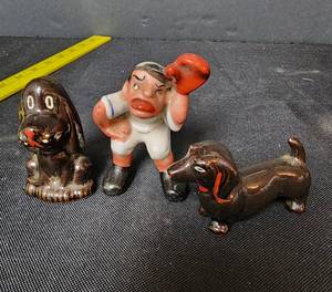 lot 231 image: Vintage redware Ceramic Black Glazed Hound Dog and Doxie Hand Painted Figurines (Japan) and Vintage Whimsical Baseball Player (Occupied Japan)