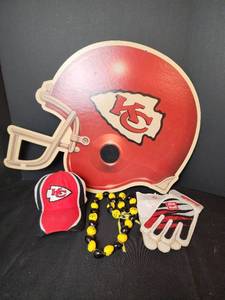 lot 251 image: Sports Memorabilia