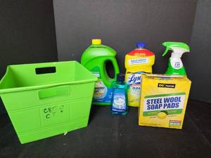 lot 261 image: Household Cleaning Supplies