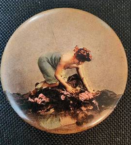lot 265 image: Antique Celluloid Pocket Mirror of Ladys Reflection