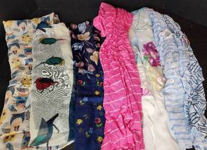 lot 277 image: New Scarves