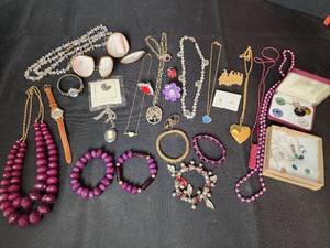 lot 293 image: Jewelry