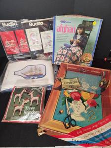 lot 304 image: Vintage Sewing Kits