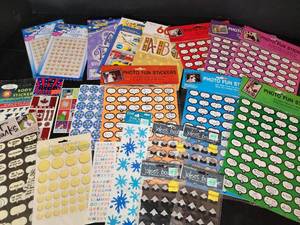 lot 306 image: Scrapbooking Stickers