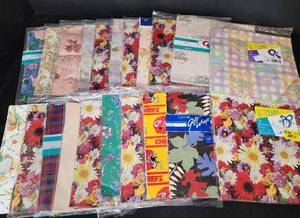 lot 413 image: (20pks.) New All Occasion Wrapping Paper