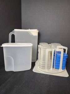 lot 451 image: Plastic BowlsLids and Organizer and (2) Plastic Storage Containers
