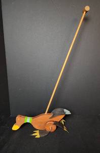 lot 459 image: Duck Waddle Push Toy