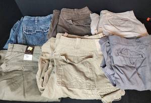 lot 465 image: Mens Shorts Size 36
