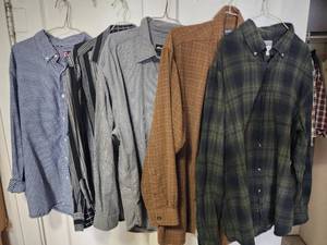 lot 474 image: Mens Long Sleeve Dress Shirts Size XL