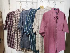 lot 476 image: Mens XL Shirts