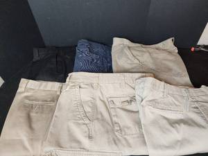 lot 479 image: Mens Dress Pants Size 3630
