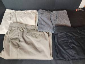 lot 480 image: Mens Dress Pants Size 3830