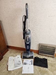 lot 27 image: New Oreck Versa Vac High Performance Bagless Vacuum PLUS Steam Mop
