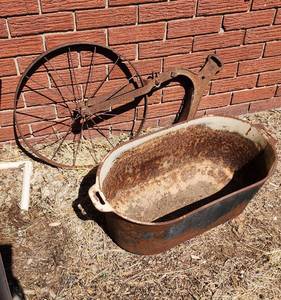lot 47 image: Cast Iron Boiler and Cultivator Piece