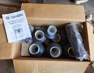 lot 612 image: New GE Low Voltage Decorative Landscape Lighting (10 Light Kit)