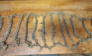 lot 623 image: (2) 15 Snow Chains