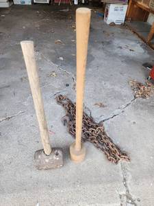 lot 639 image: Sledgehammer, Chain, and Wooden Mallet