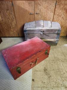 lot 655 image: (2) Trunks