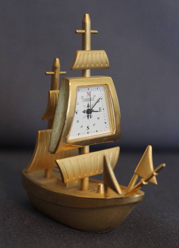 lot 4002 image: Springfield Sailing Ship Miniature Clock w Japan Movement