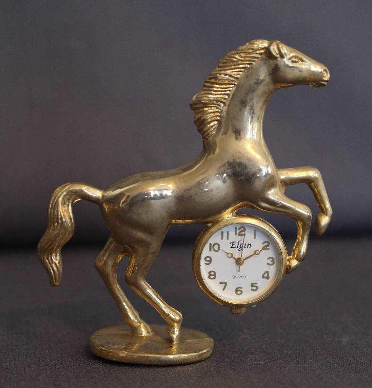 lot 4007 image: Elgin Quartz Miniature Horse Stallion Timepiece Clock