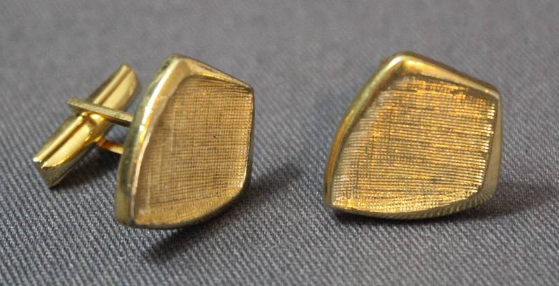 lot 4031 image: Emmons Gold Tone Cufflinks with Shield Design