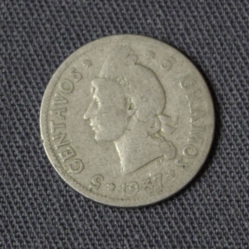 lot 4054 image: 1937 Dominican Republic Coin, 5 centavos