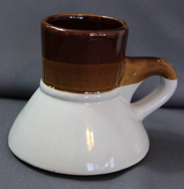lot 4079 image: Ceramic Mug with Padded bottom