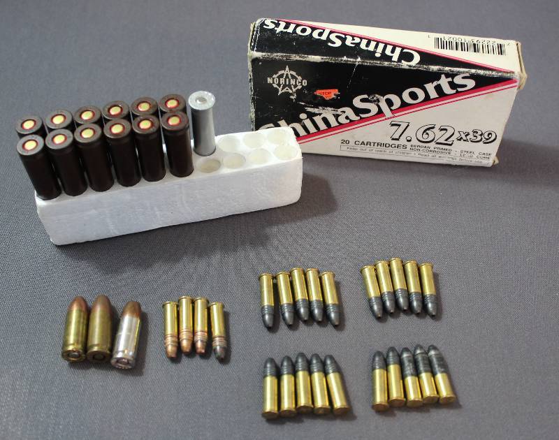 lot 4128 image: Assorted Ammo  Bullets Luger, 25 Automatics, 7.62x39 and 357 Mag Cartridges