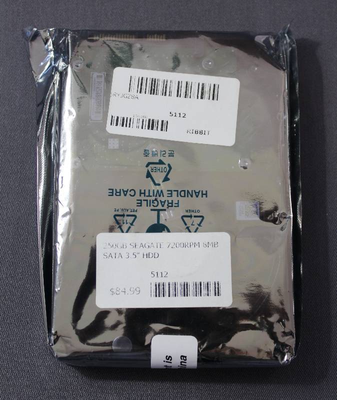 lot 4137 image: Computer 250GB Seagate 7200RPM 8MB SATA 3.5 HDD 5112