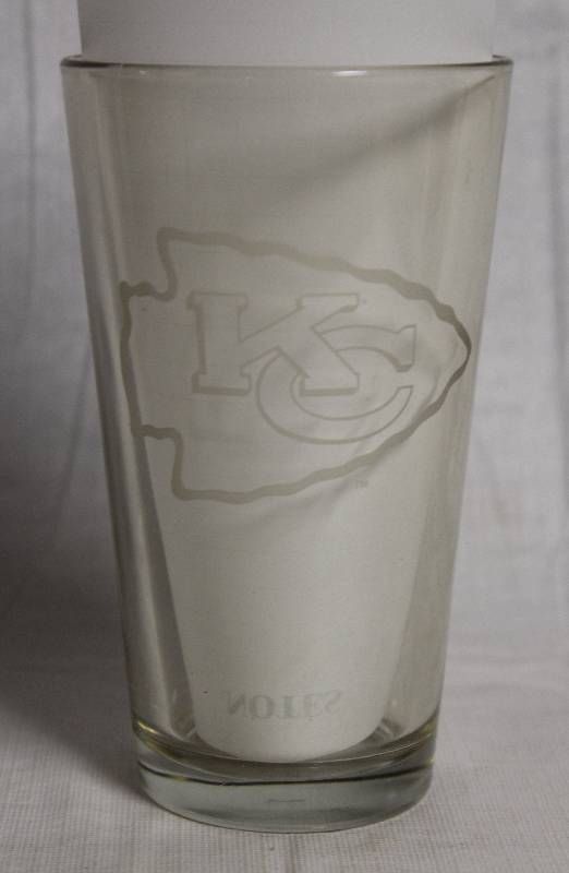 lot 4173 image: Libby Budweiser Kansas City Chiefs Beer Glass Beautiful White Lettering