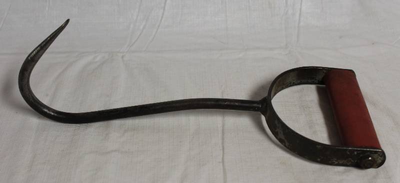 lot 5017 image: Vintage 12 Meat Hook w Red Handle