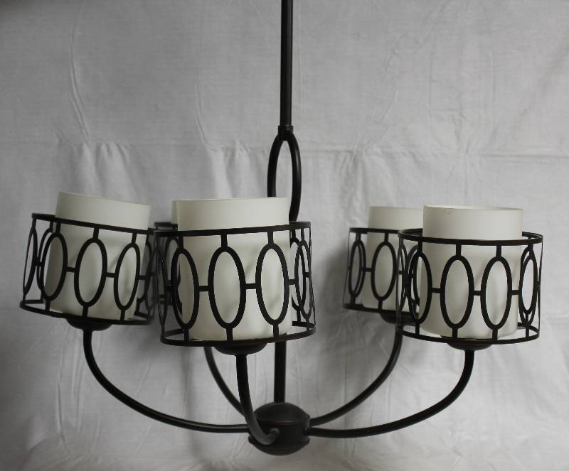 lot 9295 image: Wyatt 5-Light Aged Bronze Chandelier, Model Number�607101