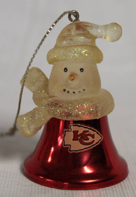 lot 4162 image: Sweet Snowman Kansas City Chiefs Bell Ornament