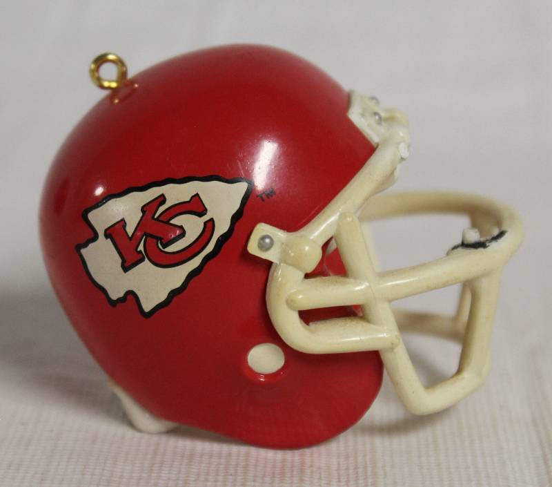 lot 4163 image: 1998 Kansas City Chiefs Helmet Ornament