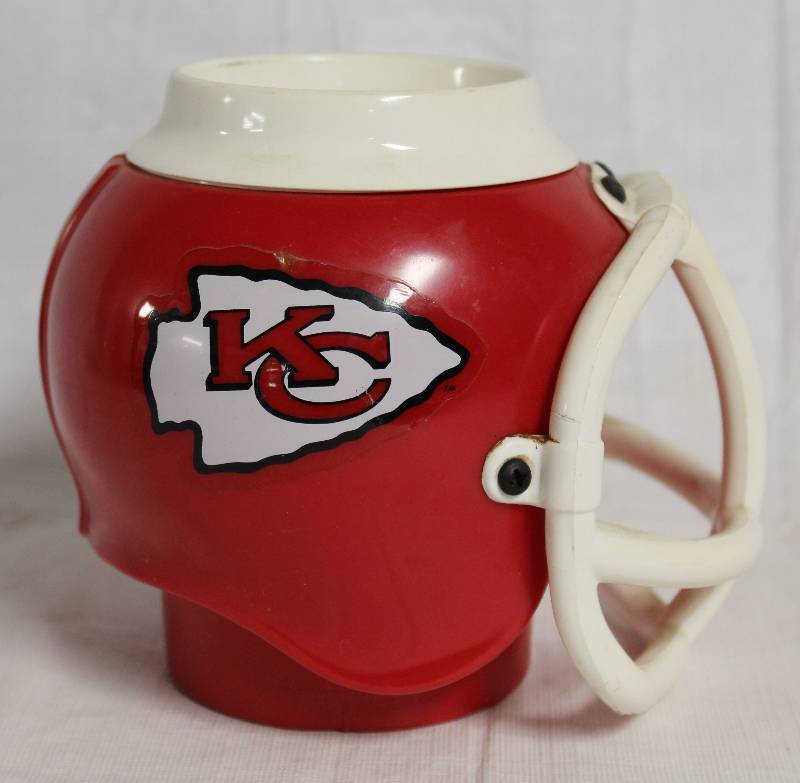 lot 4169 image: Cool Kansas City Chiefs Helmet Mug w Insulated & Removable Cup