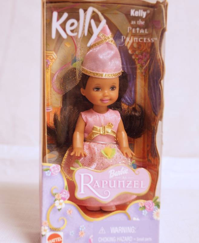 lot 2049 image: Barbie Rapunzel - Kelly as the Petal Princess - NEW MINT in Box Kelly Club
