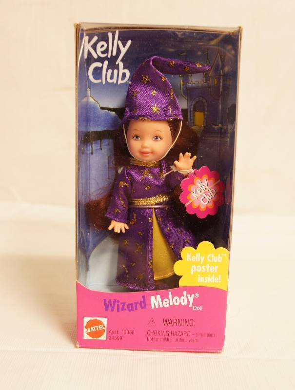 lot 2050 image: Kelly Club Doll - Wizard Melody - MINT New in Box - Poster included in box WOW