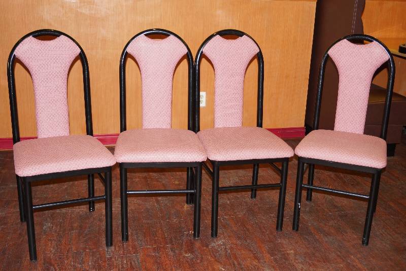 lot 5237 image: Lot of 4 - Heavy Duty Restaurant Dining Chairs - Mauve Color