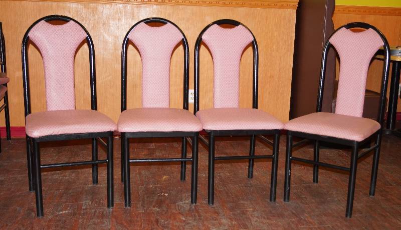 lot 5238 image: Lot of 4 - Commercial Restaurant Dining Chairs - Extremely Heavy Duty Metal Black Frame