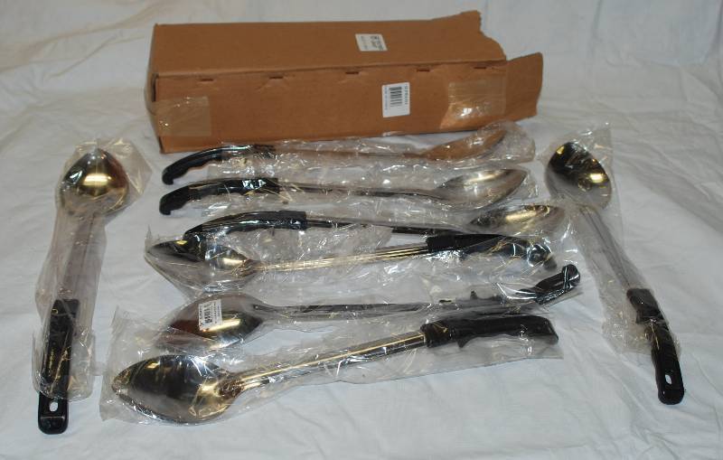 lot 5319 image: Lot of 8 NEW Serving Spoons Still in the plastic